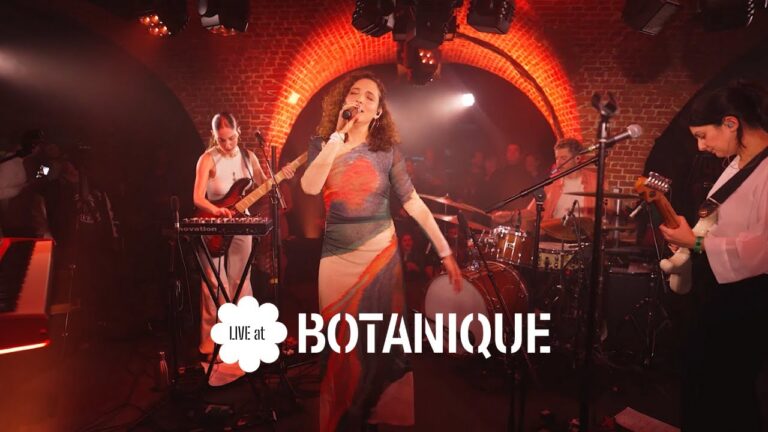 thomas beauduin wide open marylene corro live botanique